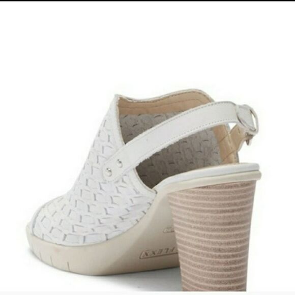 The Flexx white slingbacks size 10 - Picture 3 of 4